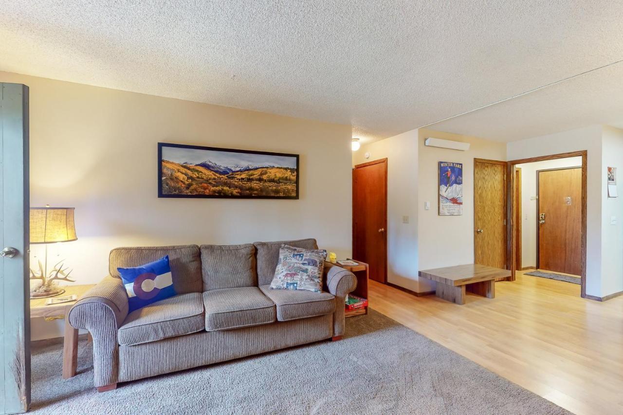 Kings Crossing Apartments وينتر بارك المظهر الخارجي الصورة