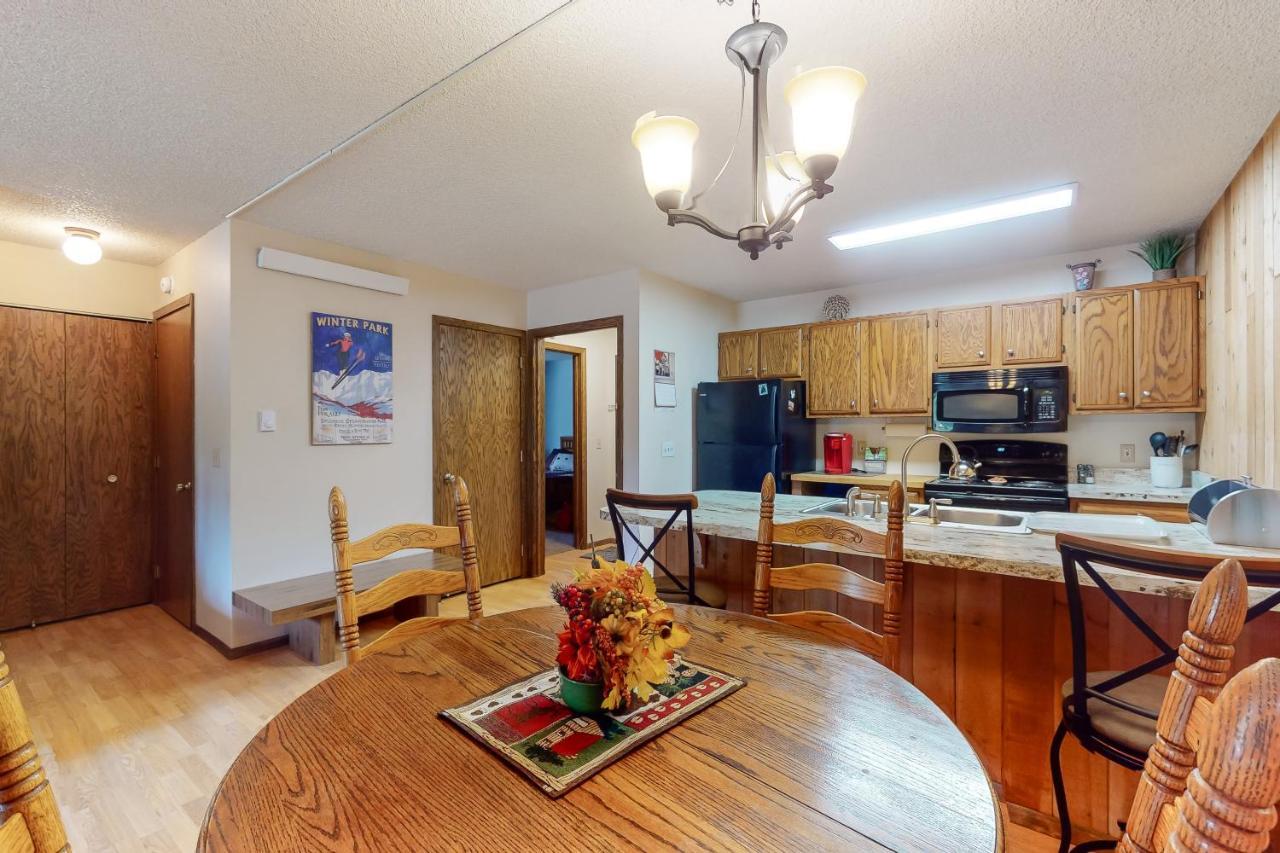Kings Crossing Apartments وينتر بارك المظهر الخارجي الصورة