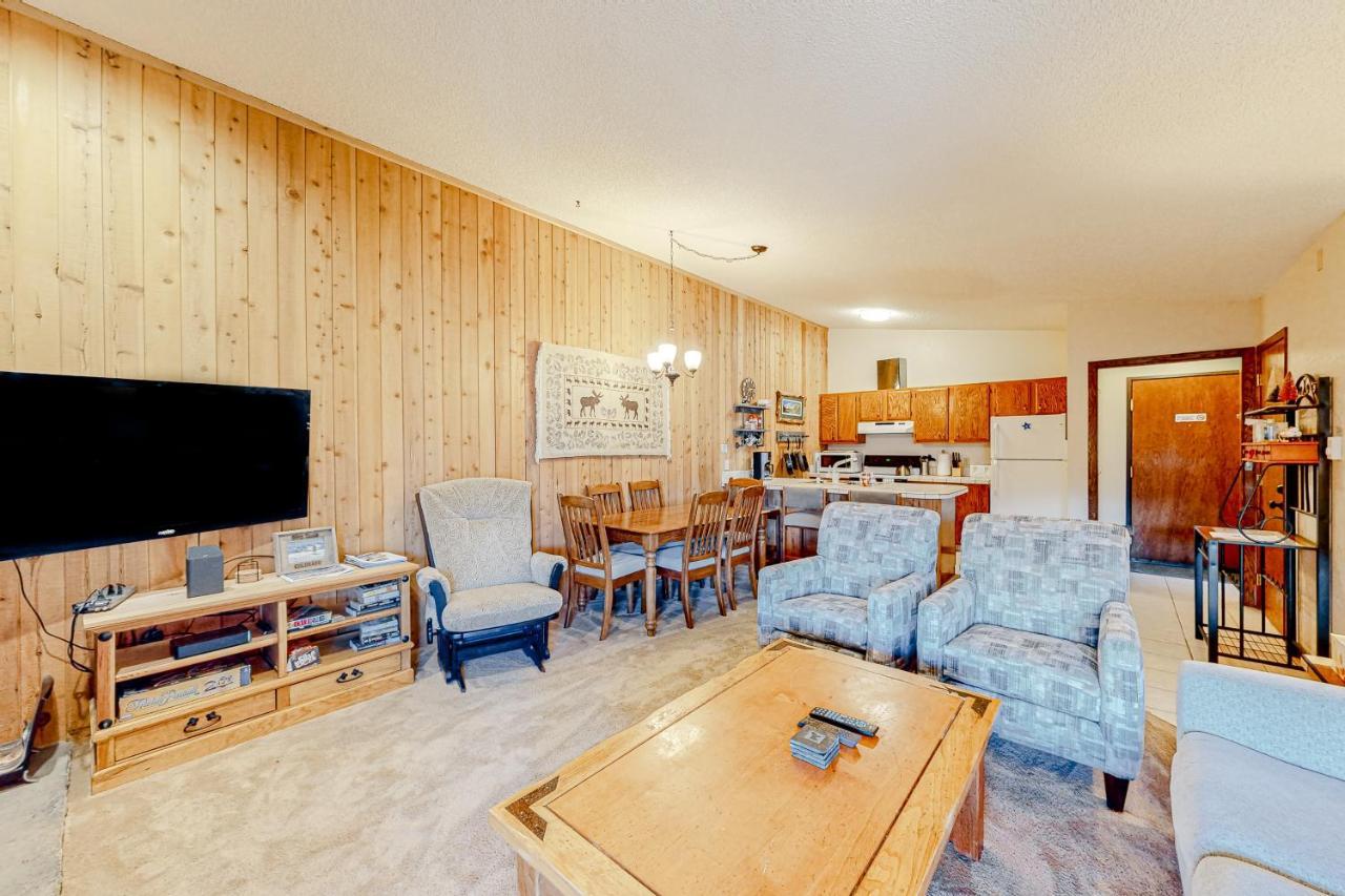 Kings Crossing Apartments وينتر بارك الغرفة الصورة