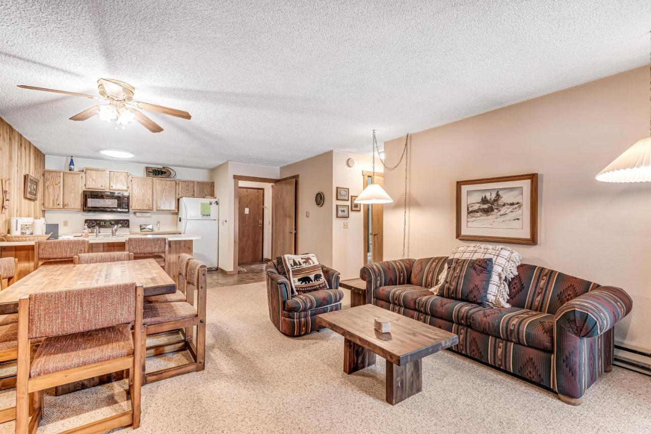 Kings Crossing Apartments وينتر بارك المظهر الخارجي الصورة