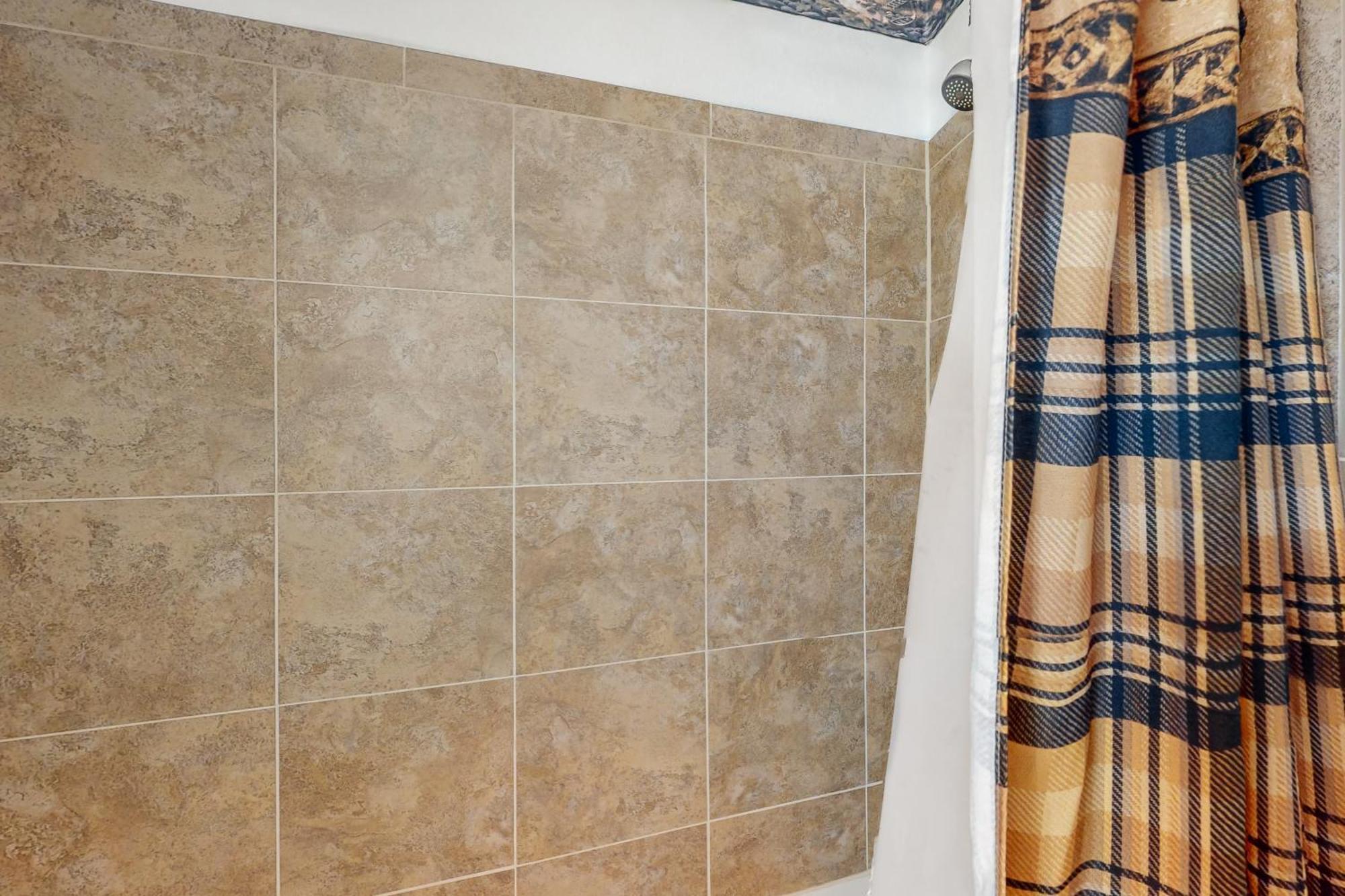Kings Crossing Apartments وينتر بارك الغرفة الصورة