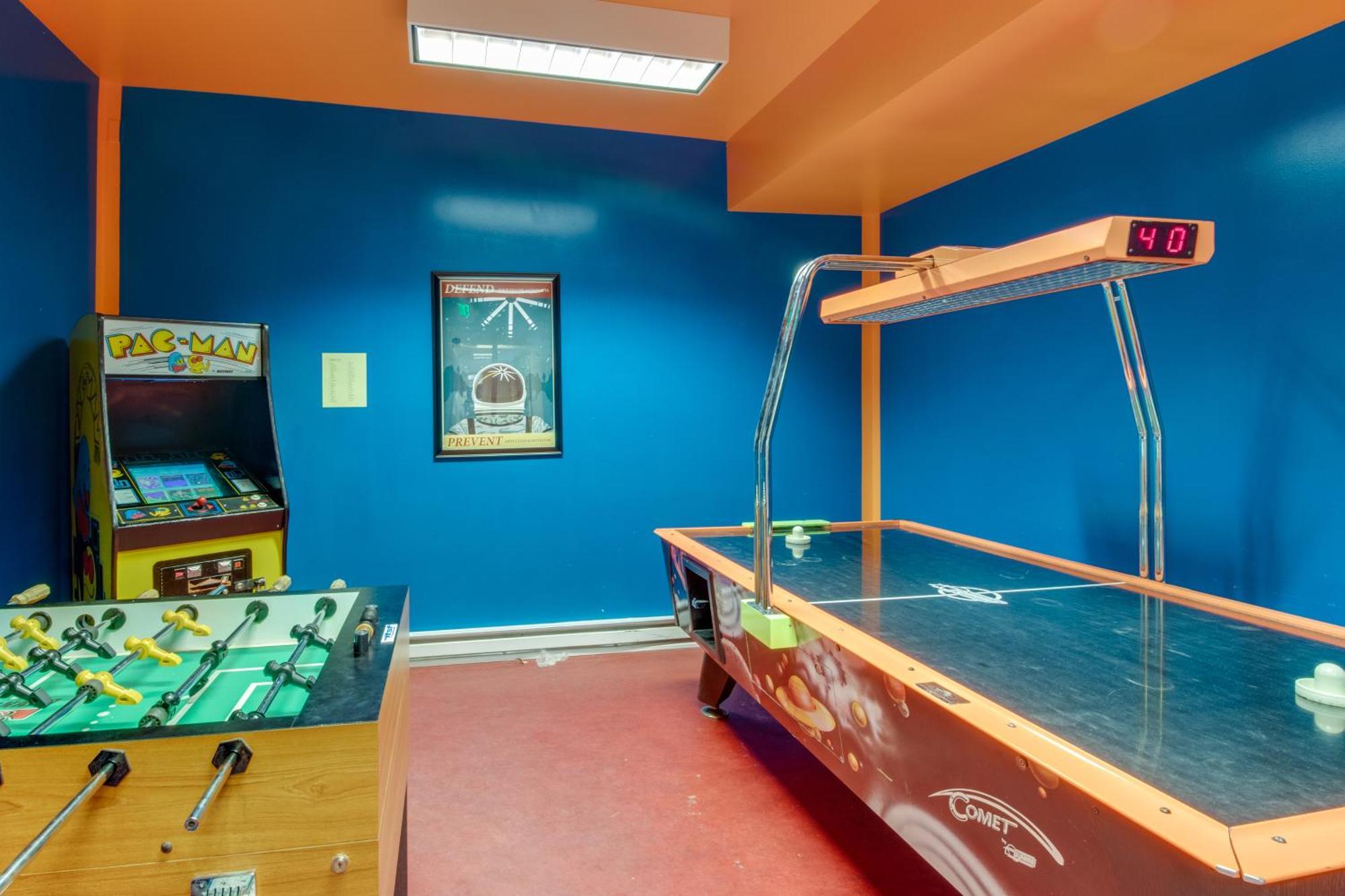 Kings Crossing Apartments وينتر بارك الغرفة الصورة