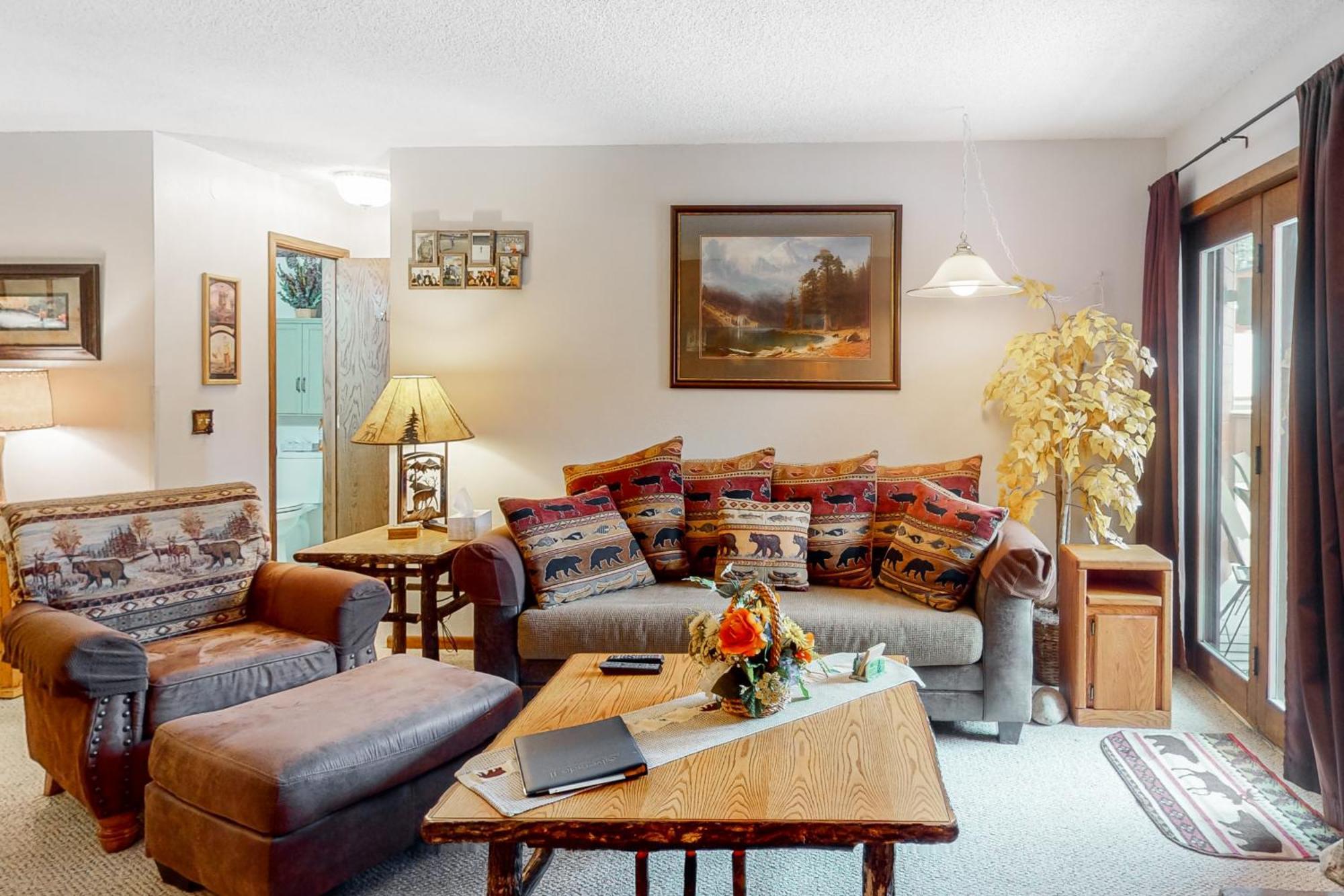 Kings Crossing Apartments وينتر بارك الغرفة الصورة