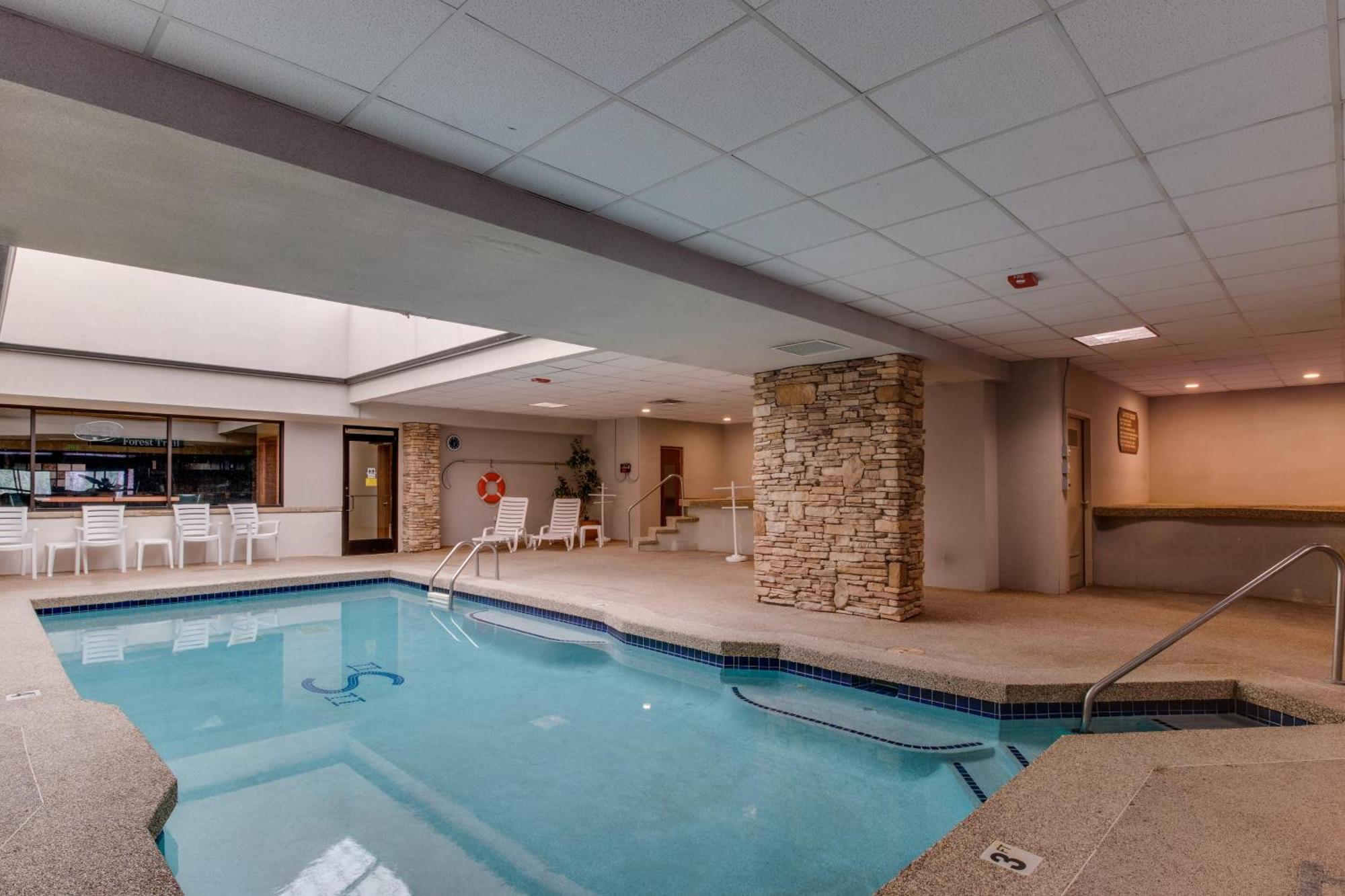 Kings Crossing Apartments وينتر بارك الغرفة الصورة